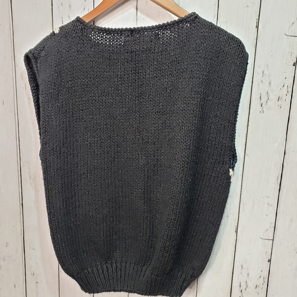 Vintage Collections Plus Black Sleeveless Sweater - Picture 3 of 5